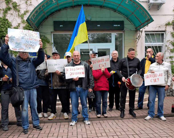 Київські екологи вимагають від Кличка зняти директора Департаменту захисту довкілля Возного