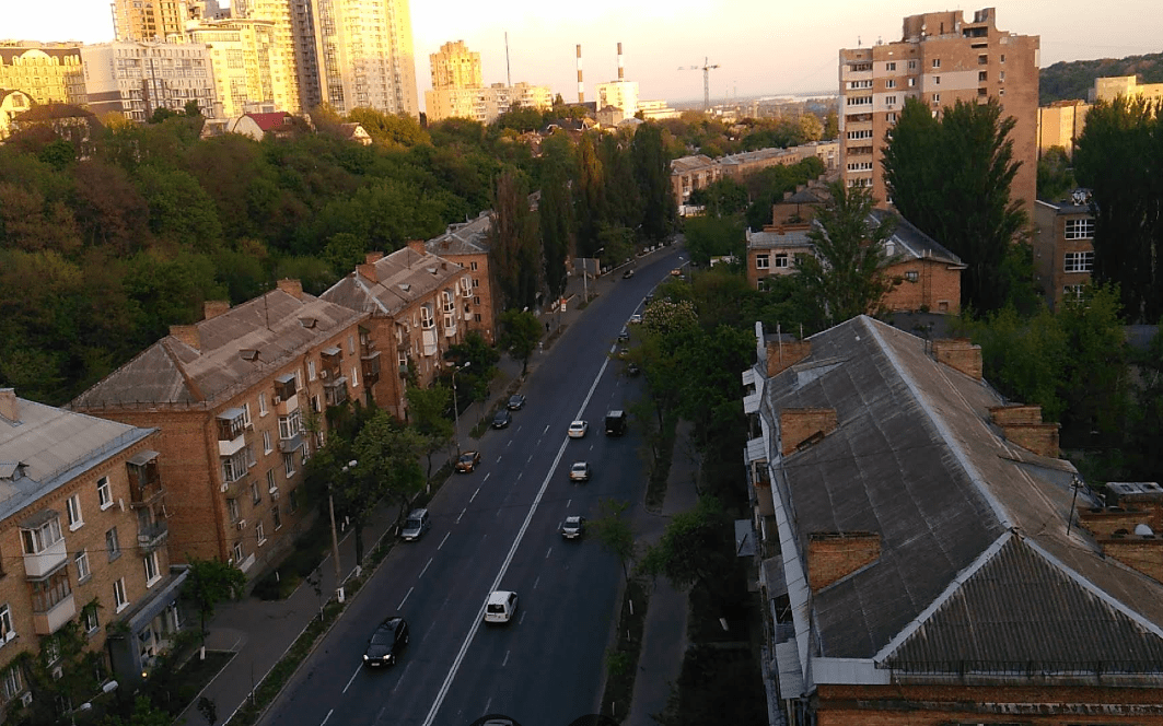 На Печерську за 15,8 млн гривень відремонтують дорогу На Печерську за 15,8 млн гривень відремонтують дорогу