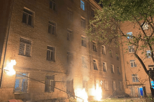 У Києві внаслідок нічної атаки БпЛА пошкоджено гуртожитки КНУ Тараса Шевченка У Києві внаслідок нічної атаки БпЛА пошкоджено гуртожитки КНУ Тараса Шевченка