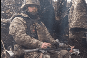 Після хвороби, спричиненої пораненням на фронті, помер колишній журналіст Петро Черних Після хвороби, спричиненої пораненням на фронті, помер колишній журналіст Петро Черних