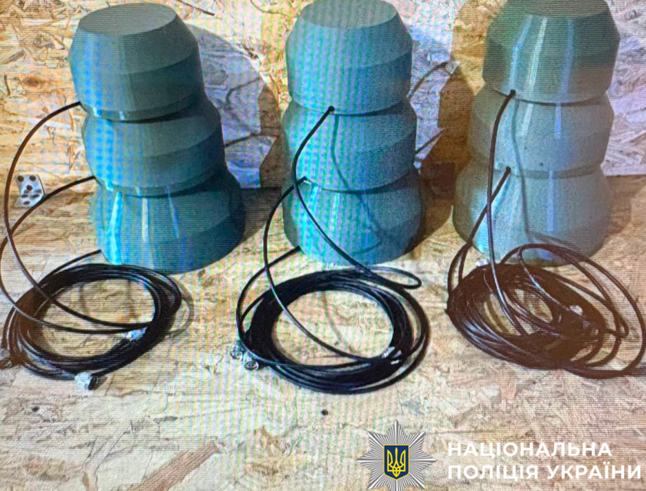 Арештант київського СІЗО ошукав рідних військових на 345 тис грн під приводом продажу комплектуючих до РЕБів