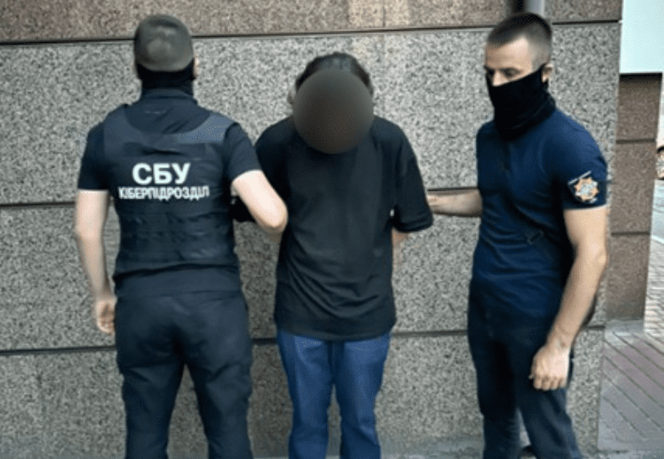 За коригування ракетних ударів рф по Києву 21-річний хлопець проведе 15 років за ґратами