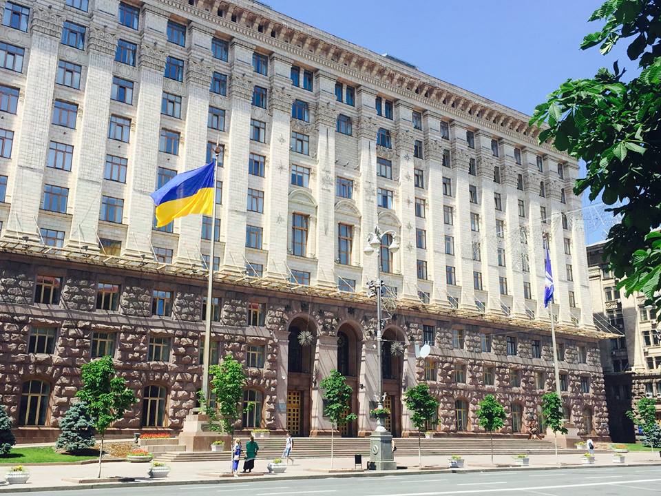 Будівлю робочого офісу Кличка оснастять дистанційною системою відеоспостереження Будівлю робочого офісу Кличка оснастять дистанційною системою відеоспостереження