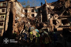 В Києві кількість загиблих зросла до 7, пошукові роботи тривають В Києві кількість загиблих зросла до 7, пошукові роботи тривають