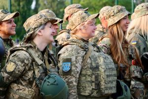 «Бучанські відьми» отримали автомобіль від міжнародних партнерів (фото)