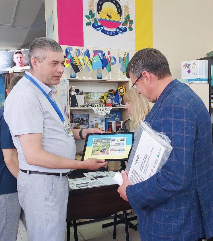 U-LEAD відзначив Бровари за успішну співпрацю з релокованою Сватівською адміністрацією U-LEAD відзначив Бровари за успішну співпрацю з релокованою Сватівською адміністрацією