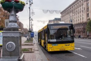 У столиці через ярмарок змінять маршрути автобусів №46 і №112 на Лівому березі (схема) У столиці через ярмарок змінять маршрути автобусів №46 і №112 на Лівому березі (схема)
