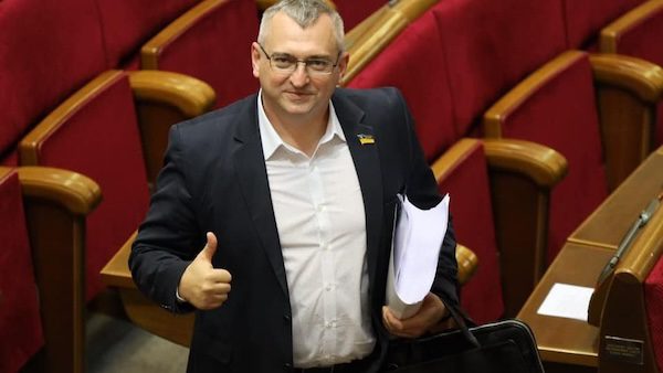 Українські кіберактивісти назвали нардепа від Київщини Федієнка “обіженкою” Українські кіберактивісти назвали нардепа від Київщини Федієнка “обіженкою”