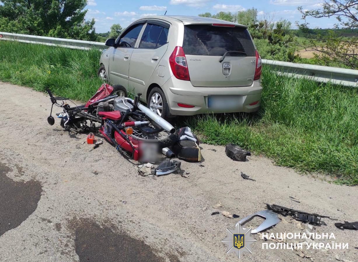 На Богуславщині у ДТП загинув мотоцикліст (фото)