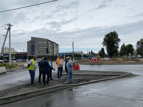 У Броварах триває облаштування кругової розв’язки на важливому промисловому вузлі