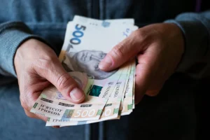 Киянам, які постраждали від обстрілів, виплатили понад 45 мільйонів гривень допомоги Киянам, які постраждали від обстрілів, виплатили понад 45 мільйонів гривень допомоги