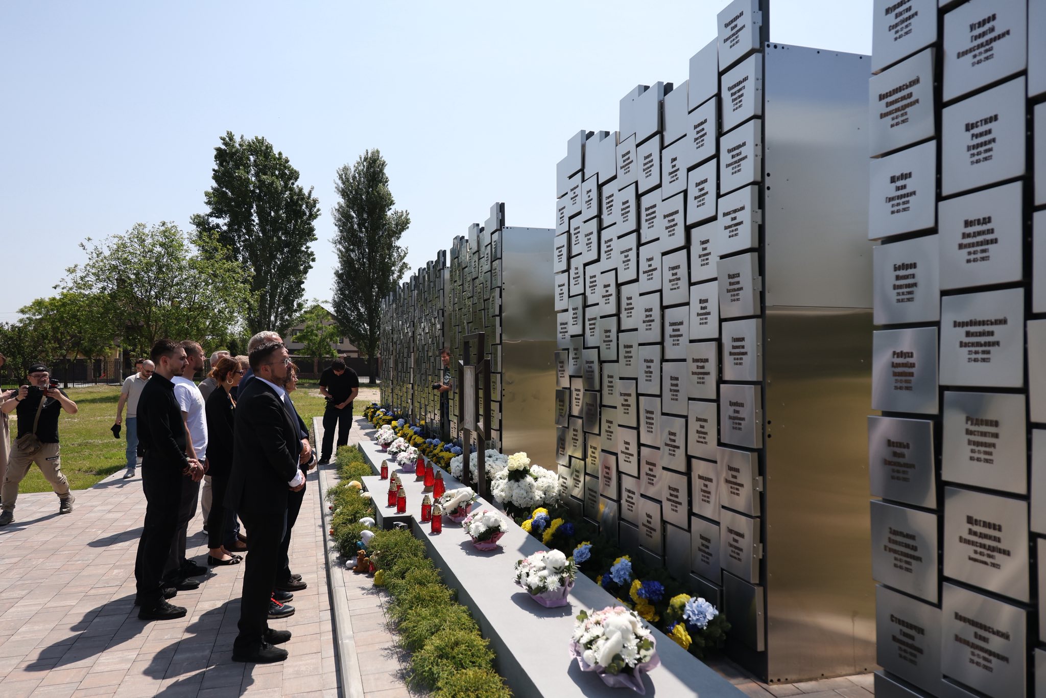 Міжнародні делегації відвідали громади Київщини, які найбільше постраждали від війни і нині активно відновлюються