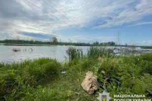 На Київщині чоловік загинув від удару струмом під час риболовлі На Київщині чоловік загинув від удару струмом під час риболовлі