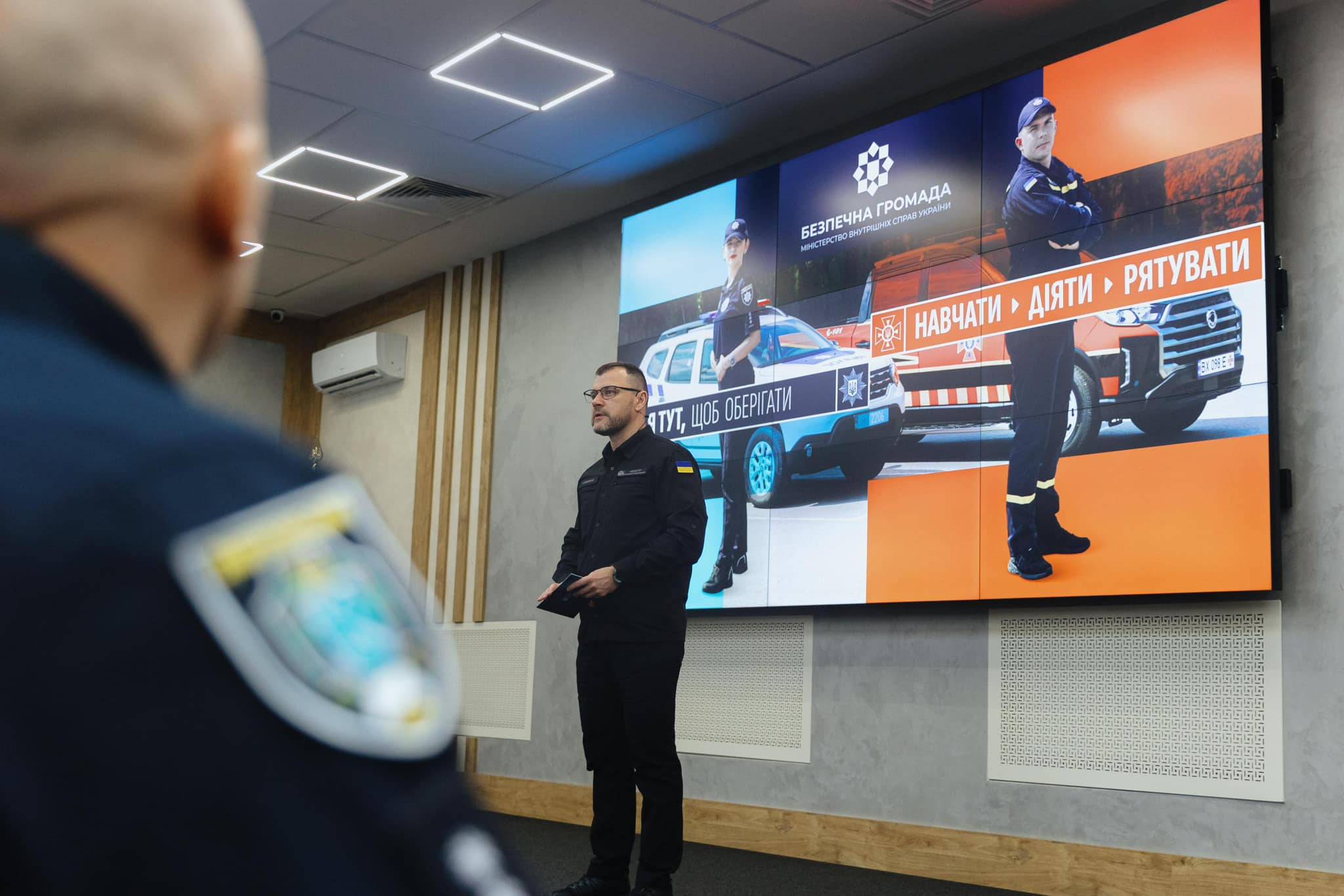 Микола Калашник: На Київщині працюватиме 168 офіцерів-рятувальників