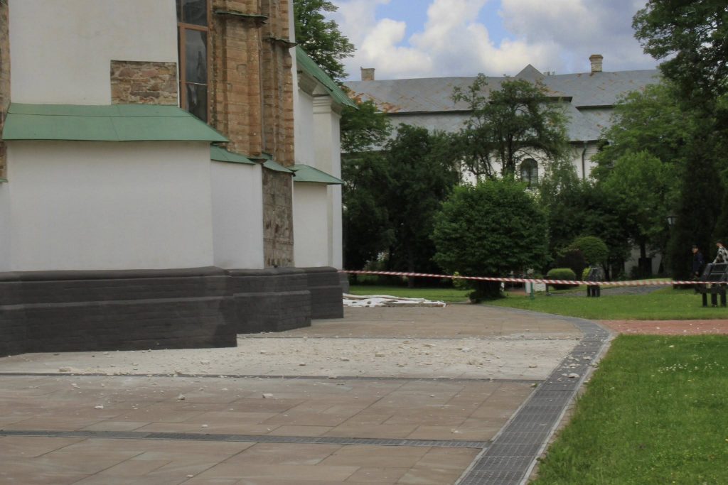 Точицький: через вибухову хвилю пошкоджено Софійський собор Точицький: через вибухову хвилю пошкоджено Софійський собор