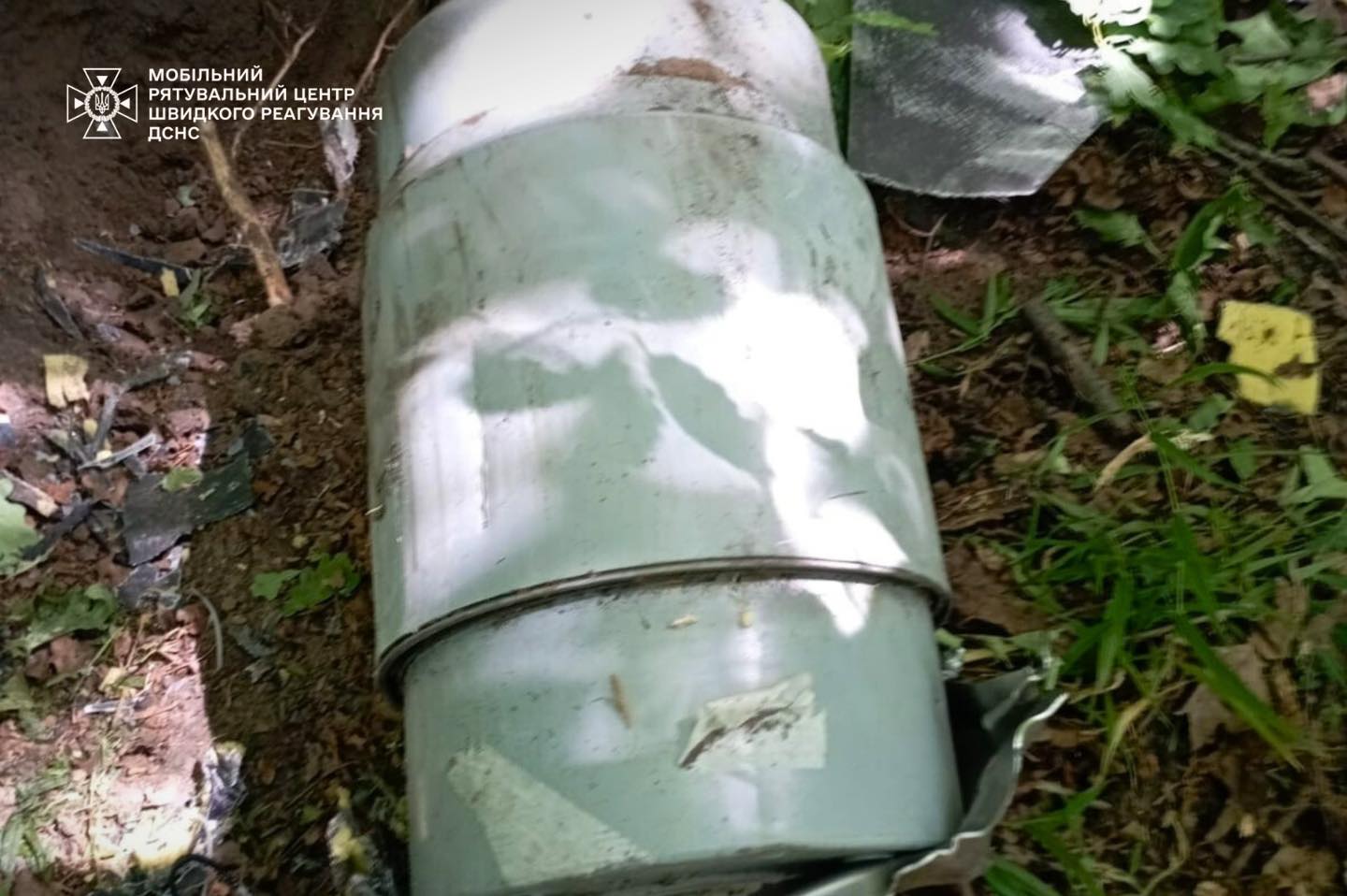 На Київщині знайшли бойову частину ворожого БпЛА та артилерійські снаряди На Київщині знайшли бойову частину ворожого БпЛА та артилерійські снаряди