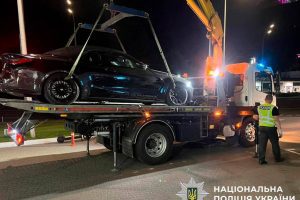 24-річного водія, що “дрифтував” у Києві на День жалоби, притягнуто до відповідальності 24-річного водія, що “дрифтував” у Києві на День жалоби, притягнуто до відповідальності