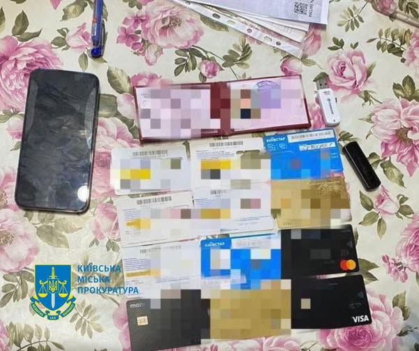 Ексдиректор столичної ритуальної служби нарахував 21 млн гривень зарплати «мертвим душам» (фото)