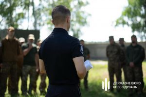 Четверо солдатів з Київщини, які відмовились рушити на передову, отримали підозри від ДБР Четверо солдатів з Київщини, які відмовились рушити на передову, отримали підозри від ДБР