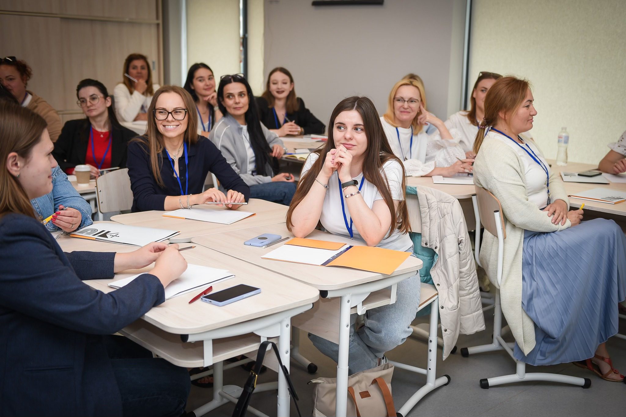 У Києві відбувся Всеукраїнський форум «PRO освіту» від Освітнього холдингу А+