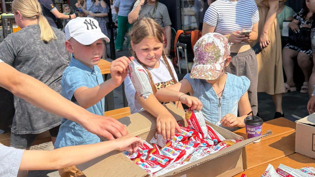 60 дітей захисників та захисниць з Київщини поїхали в туристичну подорож до Королівства Іспанія