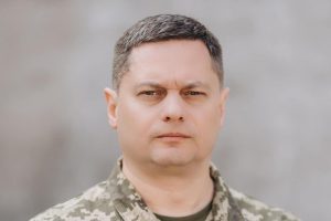 Президент призначив Геннадія Шаповалова командувачем Сухопутних військ ЗСУ Президент призначив Геннадія Шаповалова командувачем Сухопутних військ ЗСУ