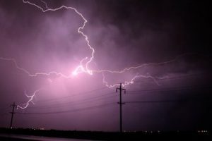 Мешканців столиці та Київщини попереджають про можливі грози завтра, 3 червня Мешканців столиці та Київщини попереджають про можливі грози завтра, 3 червня