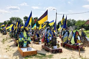 На Лісовому цвинтарі за 304 млн гривень відремонтують алею почесних поховань На Лісовому цвинтарі за 304 млн гривень відремонтують алею почесних поховань