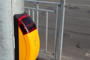 У Деснянському районі облаштували новий безбар’єрний пішохідний перехід У Деснянському районі облаштували новий безбар’єрний пішохідний перехід
