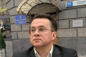 Нацполіція спіймала посадовців КМДА на “розпилах” при розробці програми для обліку комунального майна