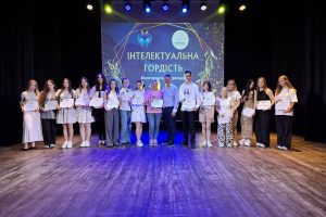 У Білогородській громаді нагородили 194 учнів за програмою “Назустріч дітям” У Білогородській громаді нагородили 194 учнів за програмою “Назустріч дітям”
