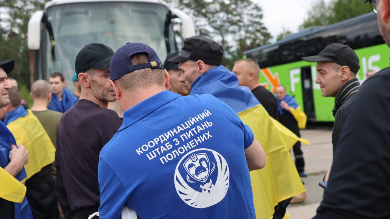 З російського полону звільнено важкопоранених і тяжкохворих українських захисників (фото)