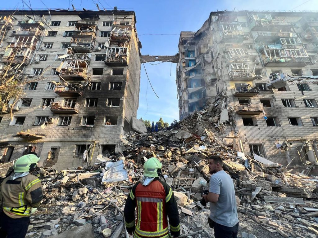 У Києві відновили 25 пошкоджених будинків, ще 7 – у процесі ремонту У Києві відновили 25 пошкоджених будинків, ще 7 – у процесі ремонту
