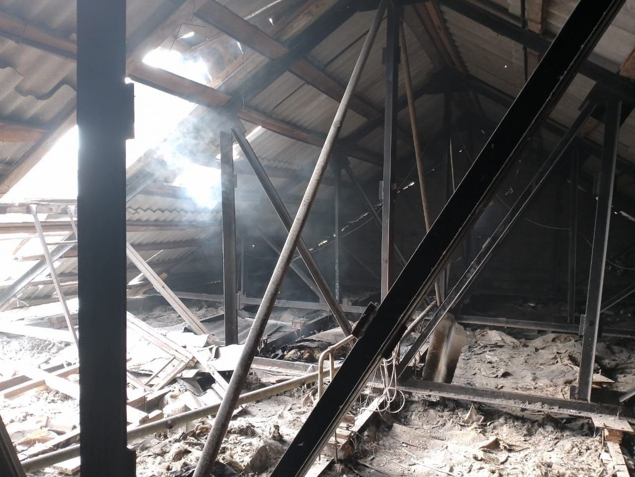 На Нікопольщині від ранкової атаки загинув 59-річний чоловік, серед постраждалих — 11-річна дитина (фото)