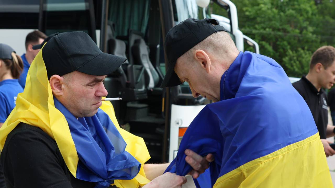 З російського полону продовжують повертати важкохворих українських захисників (фото)
