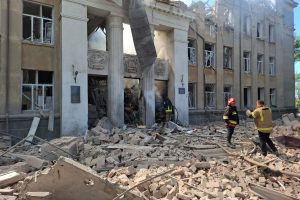 рф вдарила балістикою по Білгород-Дністровському, зруйновано навчальний заклад рф вдарила балістикою по Білгород-Дністровському, зруйновано навчальний заклад