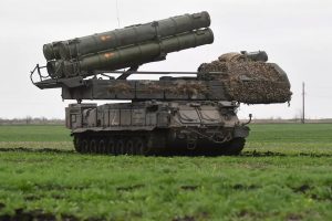 Сили безпілотних систем знищили російський “Бук-М3” разом із боєкомплектом Сили безпілотних систем знищили російський "Бук-М3" разом із боєкомплектом