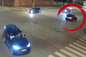 Київ почав жорстко штрафувати назойливих дріфтерів (відео) Київ почав жорстко штрафувати назойливих дріфтерів (відео)