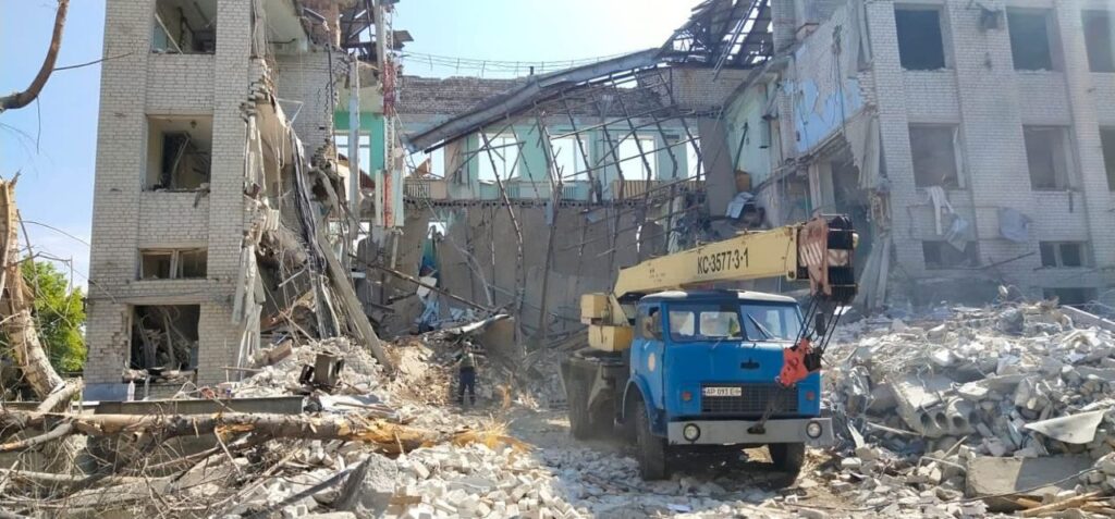 Ірпінь заплатить 1,1 млн гривень за вивезення решток знесених будівель Ірпінь заплатить 1,1 млн гривень за вивезення решток знесених будівель