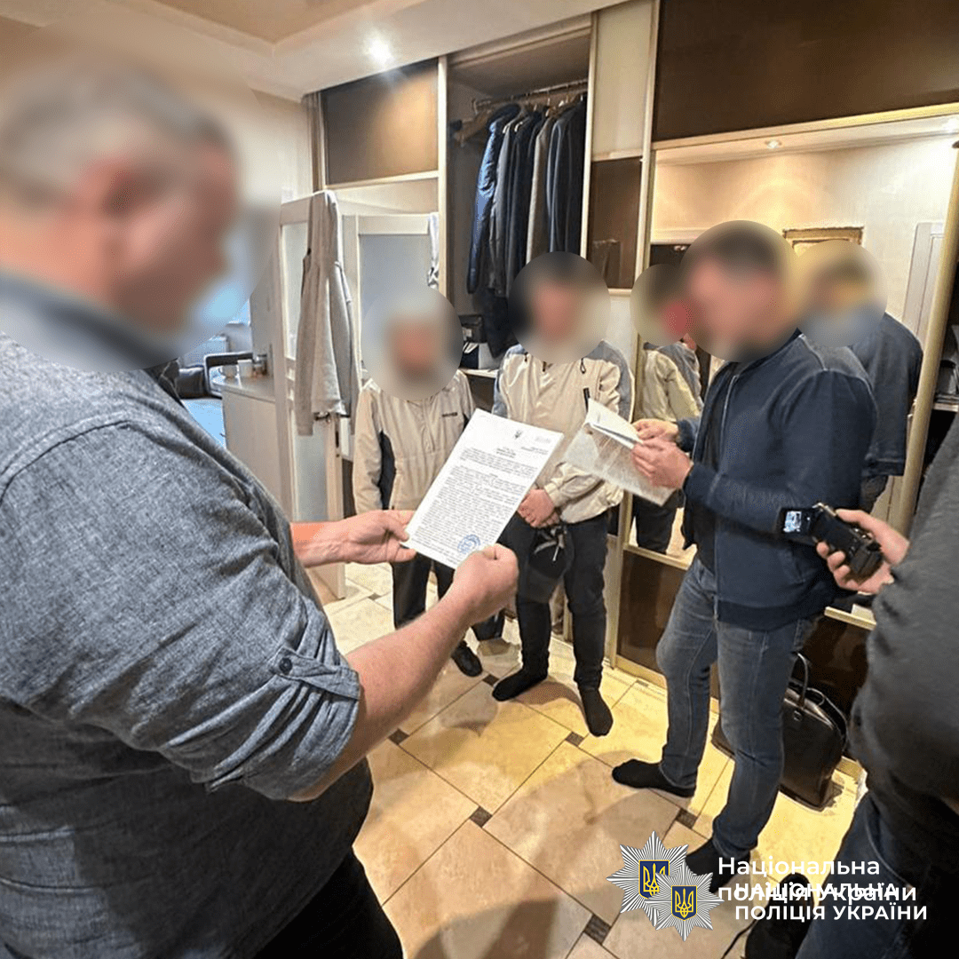 Ексдиректор столичної ритуальної служби нарахував 21 млн гривень зарплати «мертвим душам» (фото)