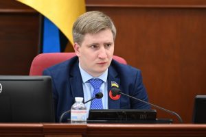 Бондаренко назвав підозру від ДБР політичним тиском і заявив про законність своїх дій Бондаренко назвав підозру від ДБР політичним тиском і заявив про законність своїх дій