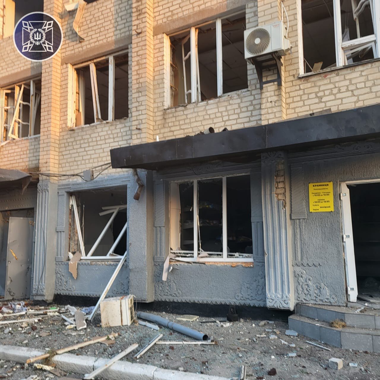 Удар КАБами по виправній колонії у Запорізькій області: 17 людей загинули, 42 - отримали поранення (фото) Удар КАБами по виправній колонії у Запорізькій області: 17 людей загинули, більше 40 - постраждали