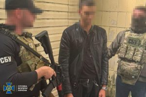 СБУ затримала 17-річного агента фсб, який коригував атаки рашистів по Києву СБУ затримала 17-річного агента фсб, який коригував атаки рашистів по Києву