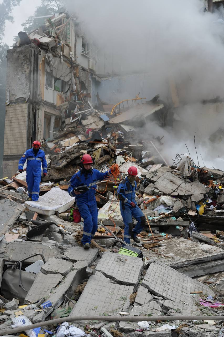 Армія росії атакувала Київ: 6 людей загинули, 48 постраждали (фото, відео)