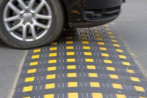 Вишгород витратить 3,2 млн гривень на розмітку і ремонт лежачих поліцейських