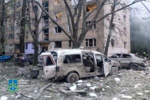 Внаслідок обстрілу столиці в ніч на 31 липня пошкоджено 16 багатоповерхових будинків (фото) Внаслідок обстрілу столиці в ніч на 31 липня пошкоджено 16 багатоповерхових будинків (фото)