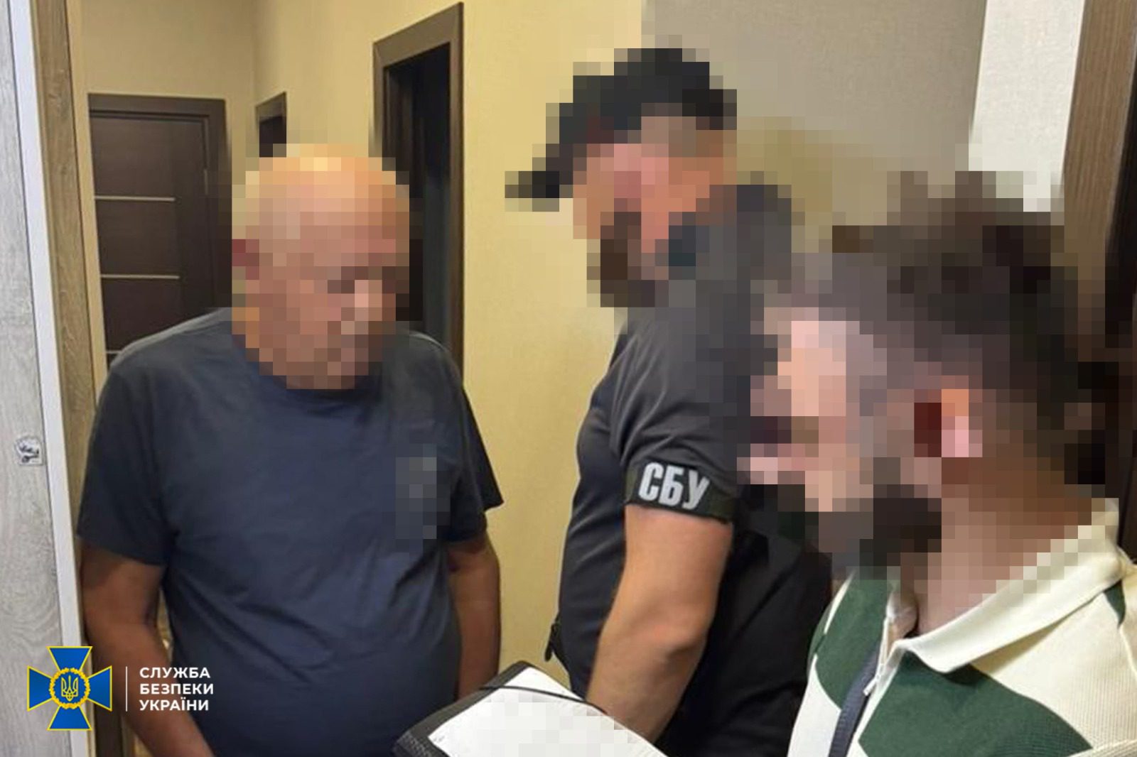 Керівника детективів НАБУ Магамедрасулова затримали за підозрою у веденні бізнесу в рф (фото, відео) Керівника детективів НАБУ Магамедрасулова затримали за підозрою у веденні бізнесу в рф (фото, відео)