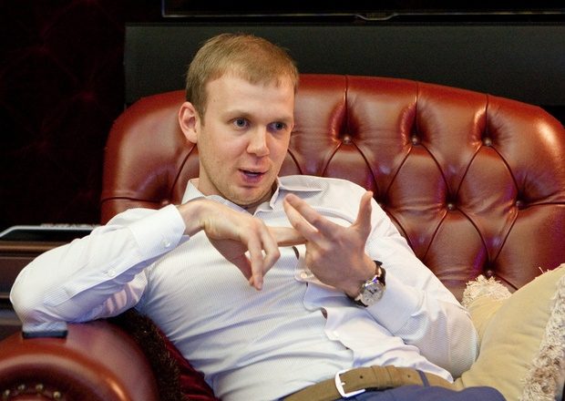 Олігарх-втікач Курченко та російські посадовці отримали підозри за захоплення підприємств на ТОТ Олігарх-втікач Курченко та російські посадовці отримали підозри за захоплення підприємств на ТОТ