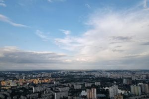 У Києві підприємці встановлюють перші об’єкти для торгівлі, вигляд і габарити яких відповідають уніфікованим стандартам