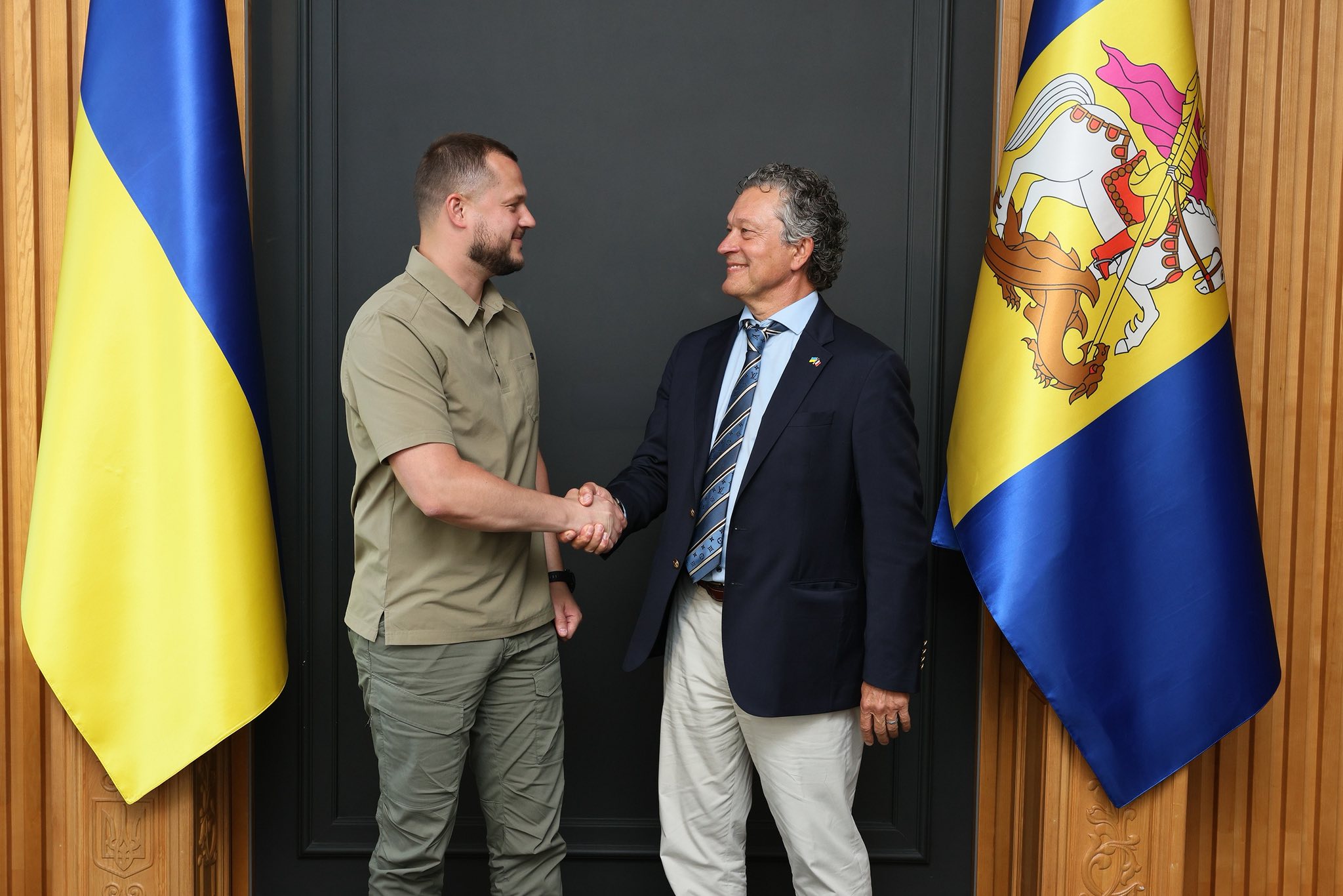Микола Калашник: Київщина отримає потужну підтримку з Франції – 68 мобільних сонячних генераторів